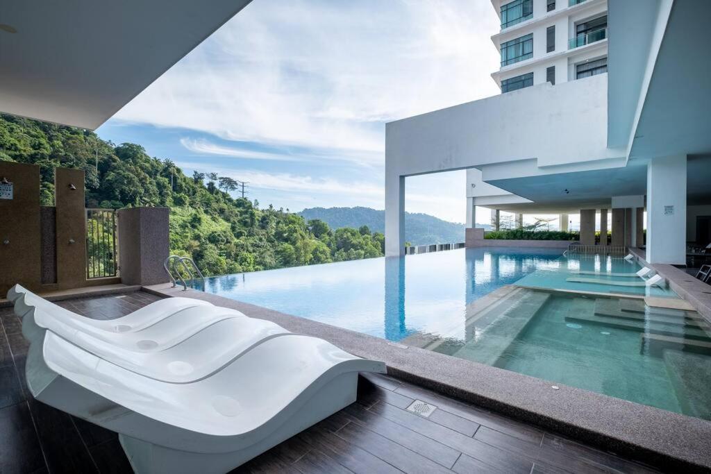 The Cheras By Feel *